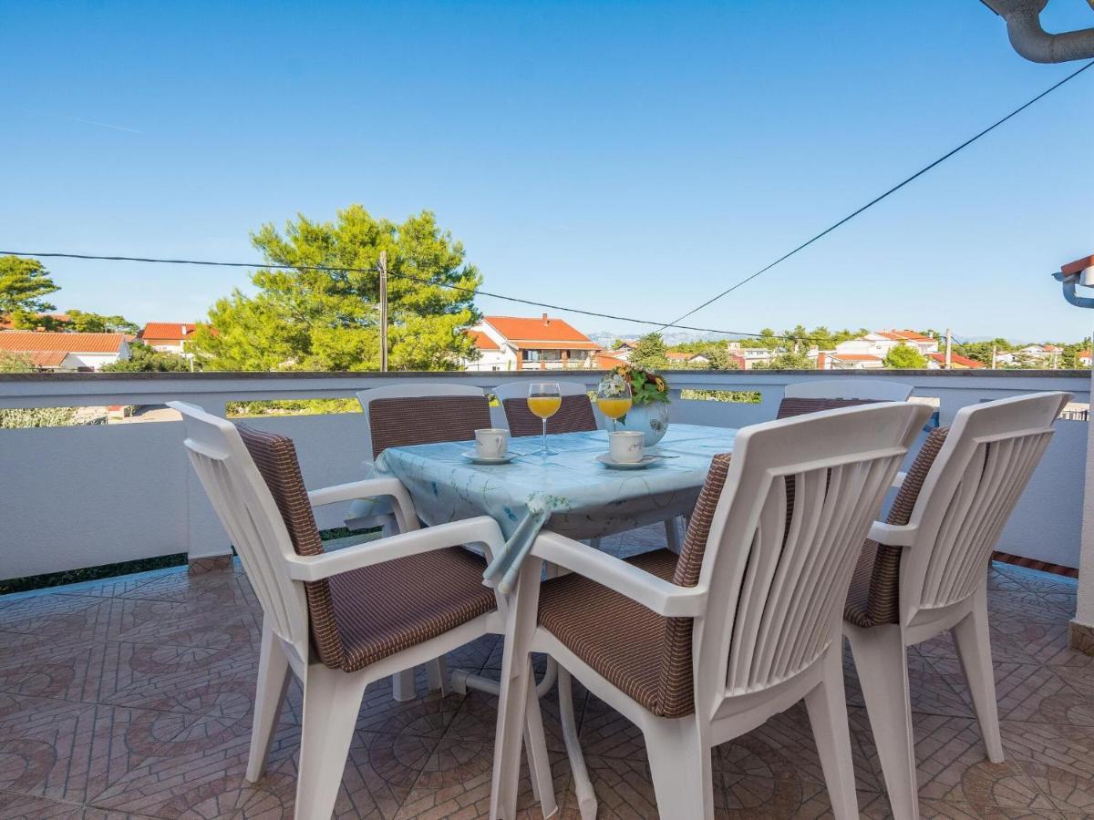 Apartments In House Liveric, In Vir At The Beach Buitenkant foto