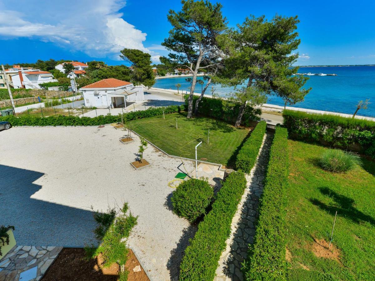 Apartments In House Liveric, In Vir At The Beach Buitenkant foto